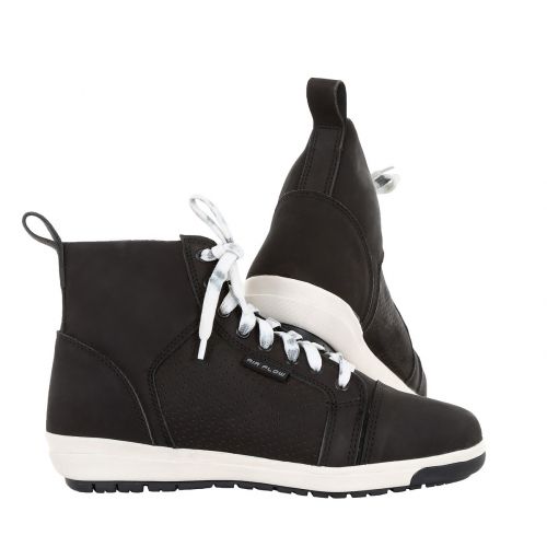 Claw Spider Sneakers